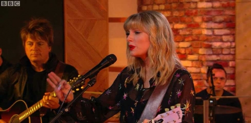 Taylor Swift - BBC Radio 1 - Live Lounge